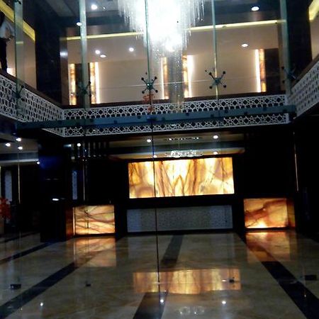 Meghdoot Hotel & Resort Ujjain Esterno foto